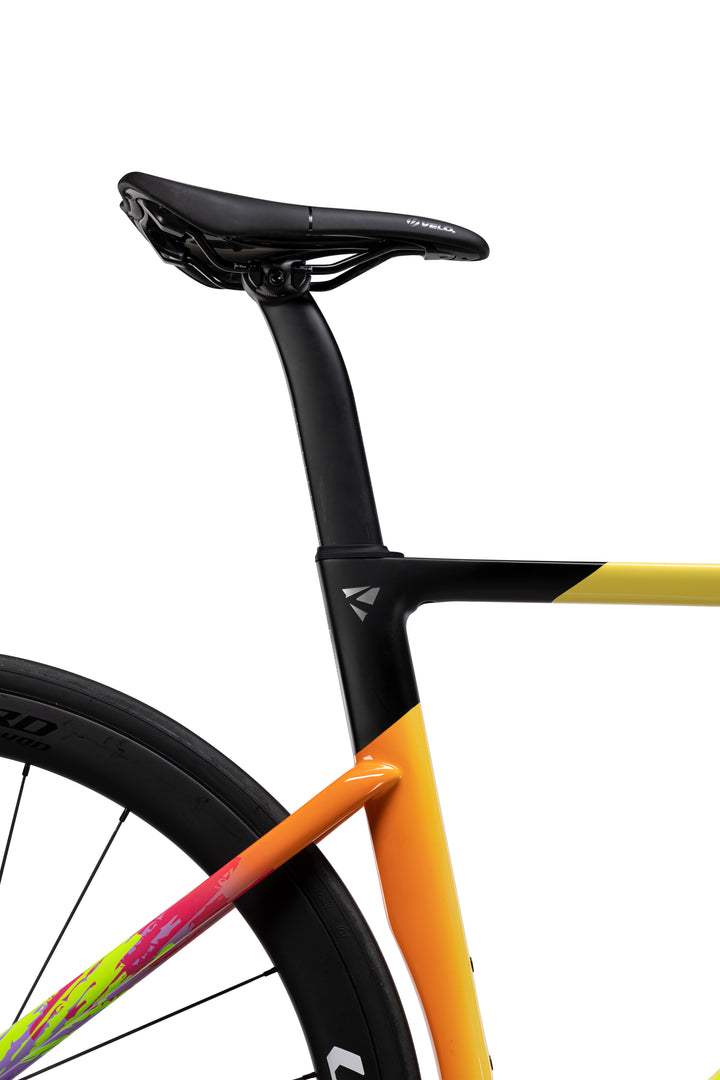 LEGiT L2 105/Di2 SPORTS 完成車