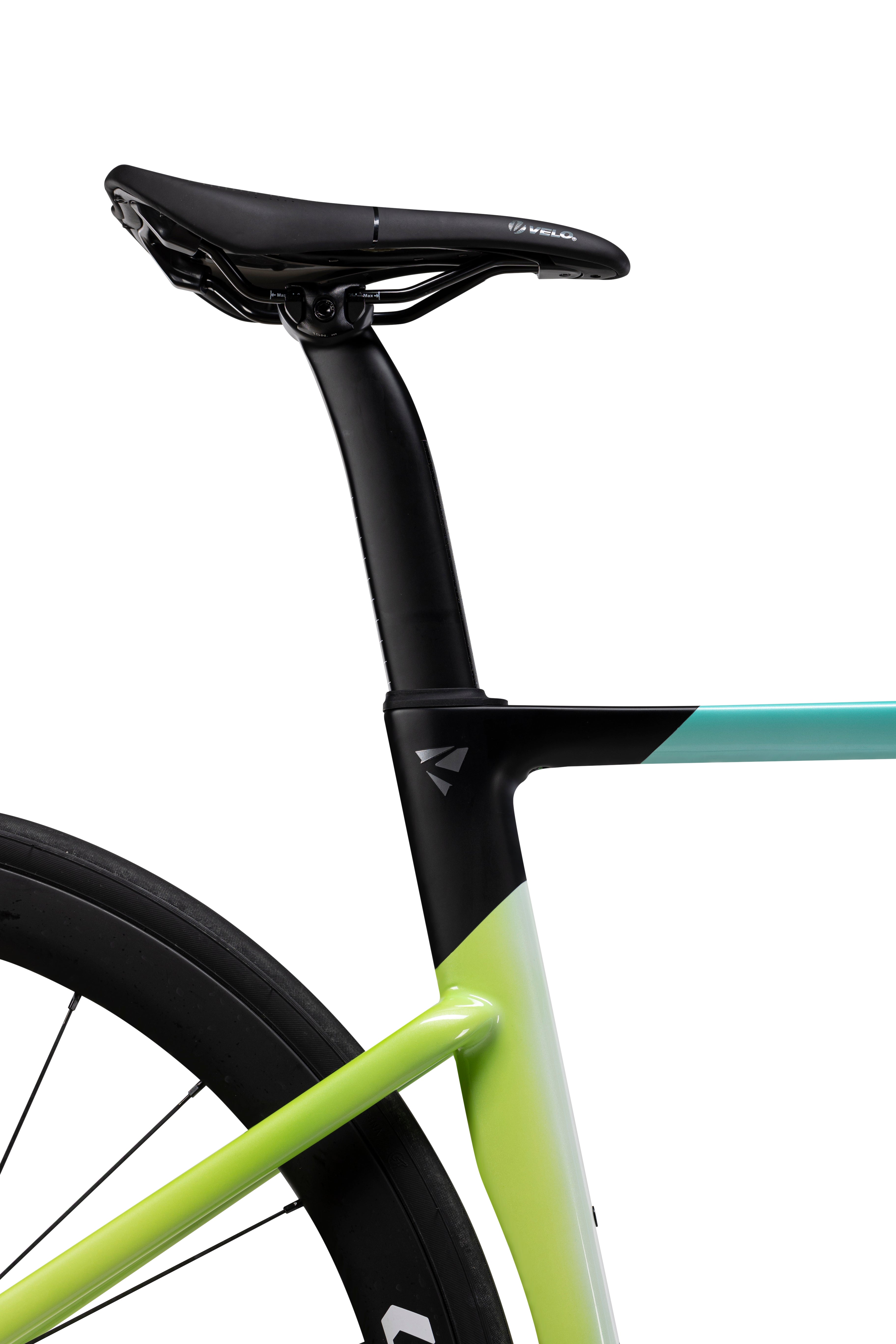 LEGiT L2 105機械式 SPORTS 完成車