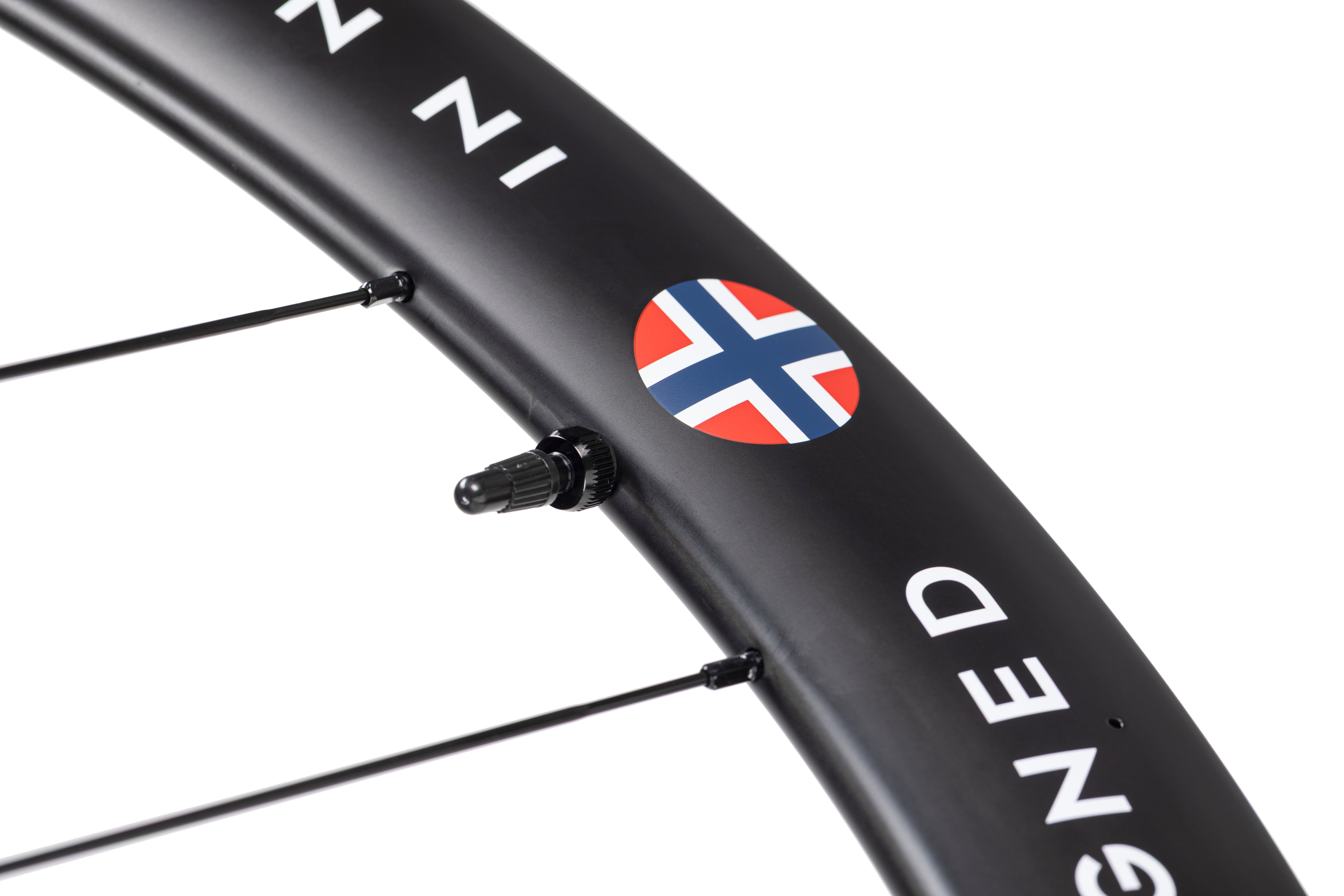 UNAAS HARD SE ホイールセット – WINSPACE JAPAN